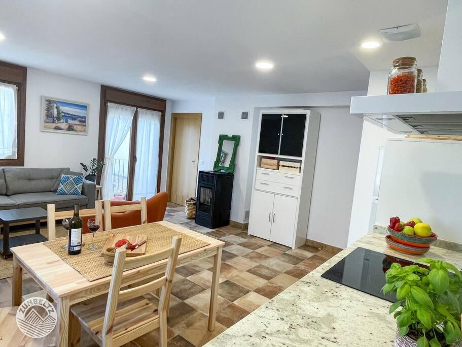 Casa Zunbeltz De 3 Habitaciones En Plena Montana Lezáun المظهر الخارجي الصورة