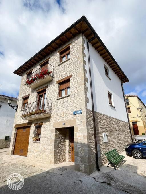 Casa Zunbeltz De 3 Habitaciones En Plena Montana Lezáun المظهر الخارجي الصورة