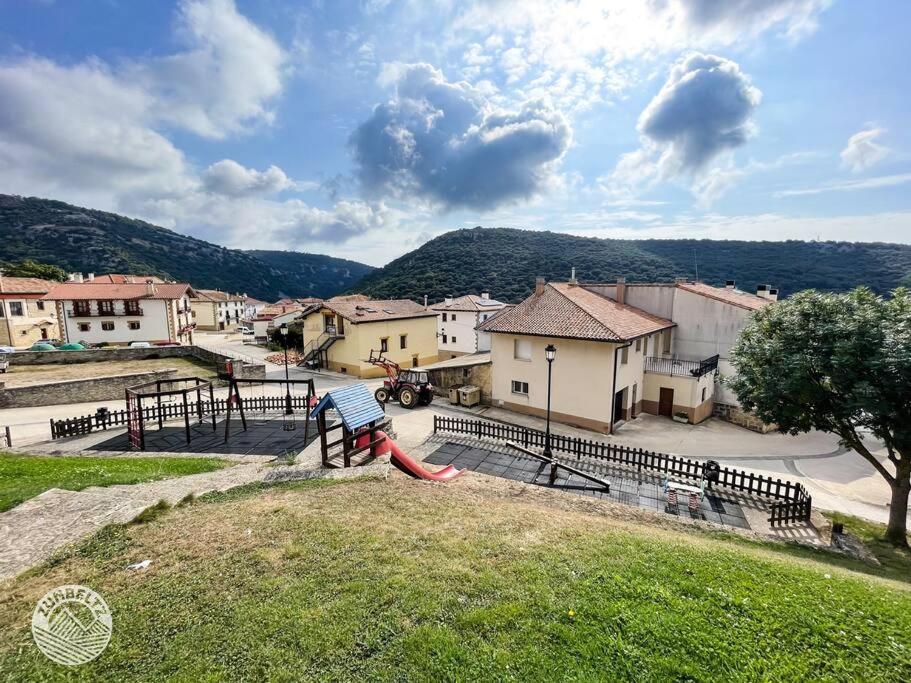 Casa Zunbeltz De 3 Habitaciones En Plena Montana Lezáun المظهر الخارجي الصورة